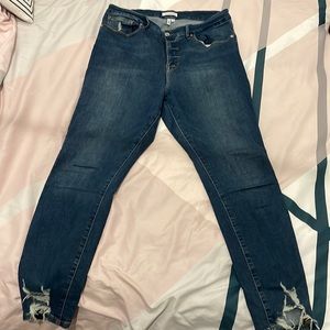 Good American Good Waist Distressed Skinny Jeans - Size 16